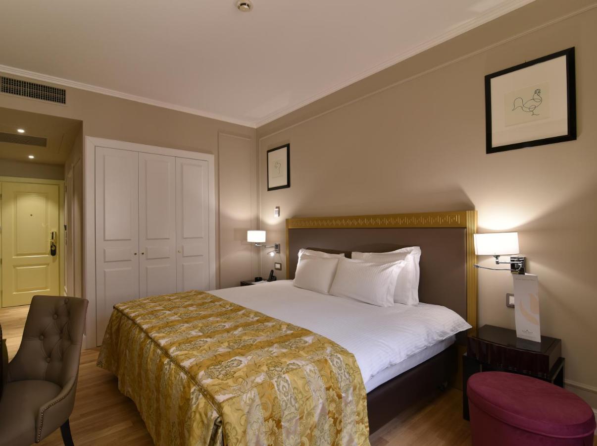 Ереван отели 5. Grand Hotel Yerevan 5*. Ереван Гранд отель Ереван. Royal Tulip Grand Hotel Yerevan. Ani Grand Hotel 4* 4,5 гостиница.